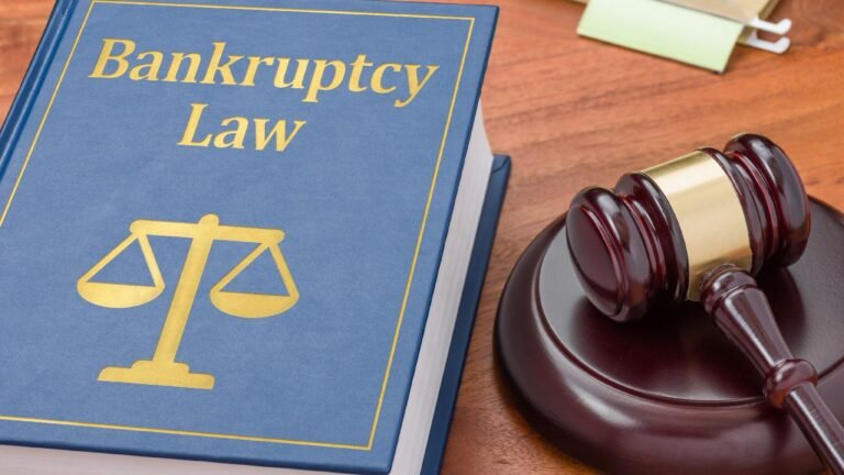How Bankruptcy Attorneys Handle Complex Debt Cases